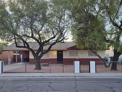 264 E 9TH Drive