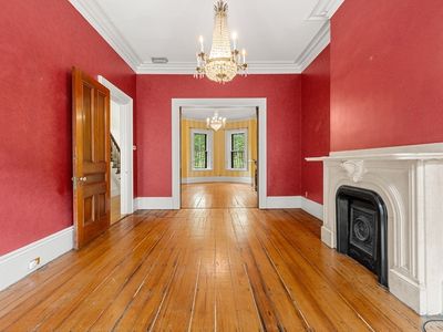 21 E Concord St