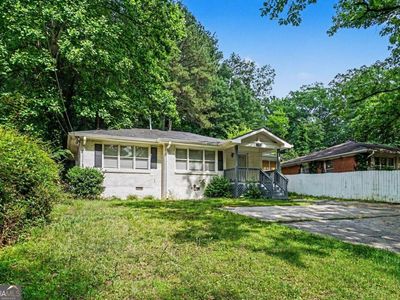 164 Fairburn Rd SW