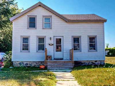 709 S Main STREET
