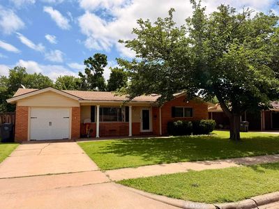 2007 Gloria Ln