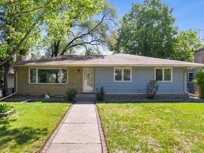 66 White Bear Ave N