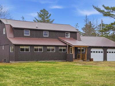 16 Middle Smith Pond Road