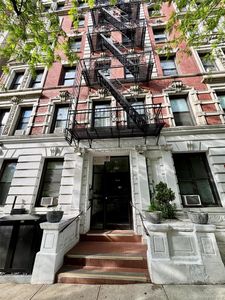 4-6 West 105th st #5b