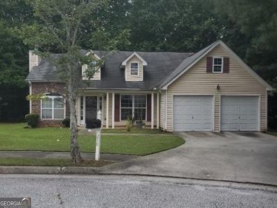 Property at 210 Arran Point, Fairburn, GA