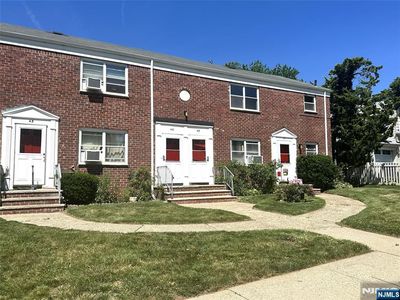 460 Heath Pl APT 48
