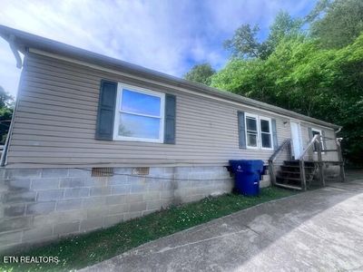Property at 445 W Broad St, Clinton, TN