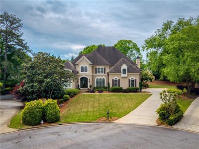 2049 Kinderton Manor Dr