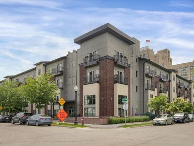 2900 11th Ave S APT 402