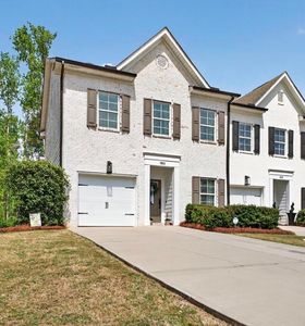 1950 Avenel Ln