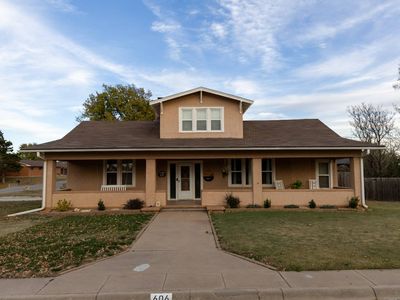 Property at 606 S 9th St, Kiowa, KS