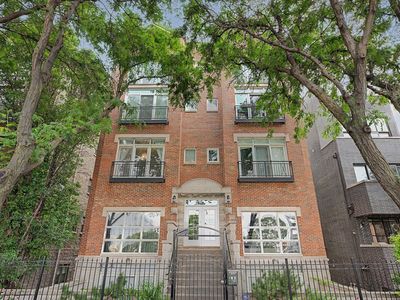 1335 N Mohawk St APT 2N