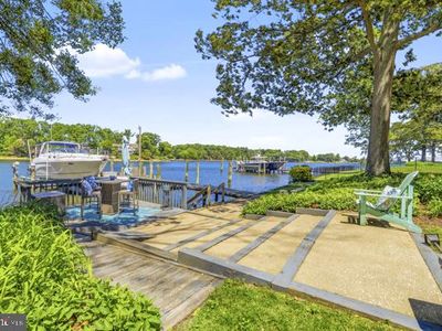 458 Fairoak Dr