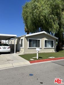 257 Las Brisas Cir