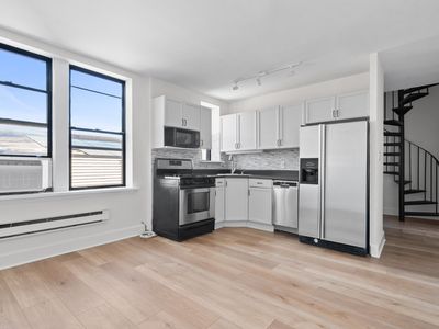 164 Ogden Ave APT 405
