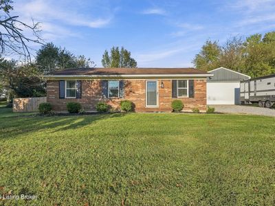 741 Ardmore Ln