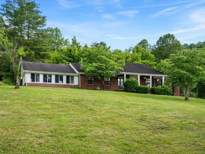 4475 Campton Rd