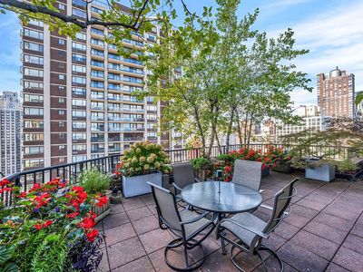 400 E 85th St #Pha
