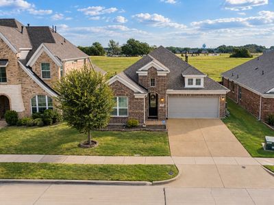 330 Gleneagles Dr
