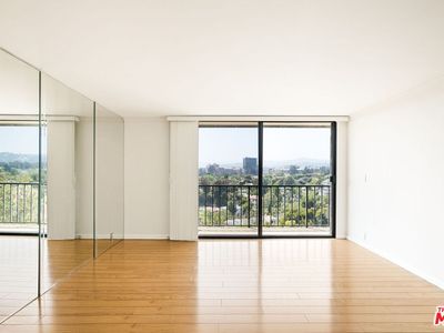 10535 Wilshire Blvd APT 1608