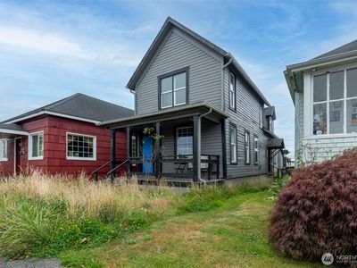 605 W 1st Street