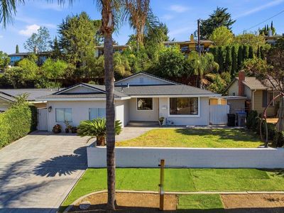 758 Candlestick Way