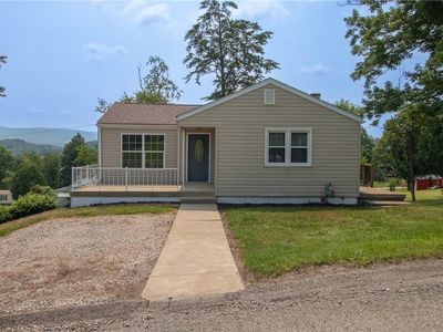 34 Mountain View St