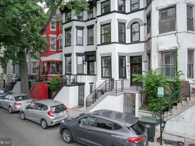 1813 N Capitol St NE