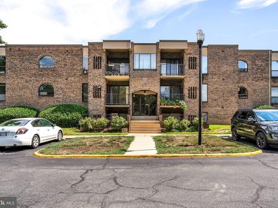 1 Silverwood Cir APT 8