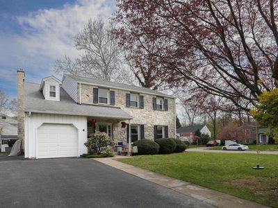 701 W Rolling Rd