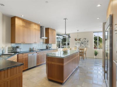 150 Juniper Ave