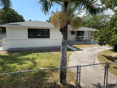 Property at 500 NE 136th St, North Miami, FL