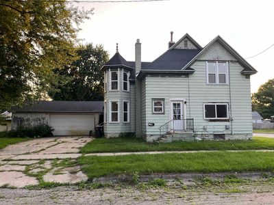 241 Frontier St