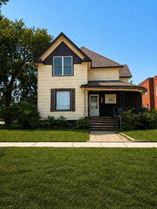Property at 237 E 2nd St, Chadron, NE