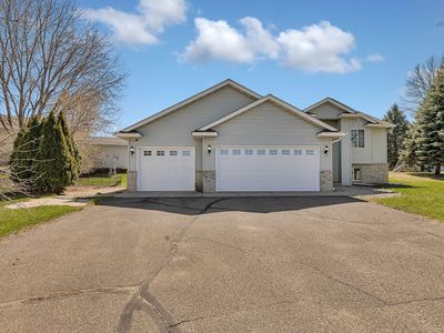 1002 Brook Ct