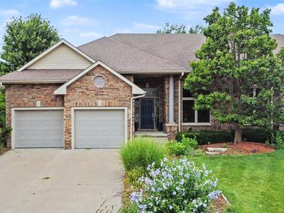 769 Glen Oaks Ter