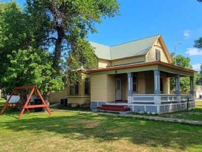 330 N Main St