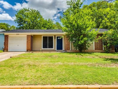 200 E Pheasant Dr