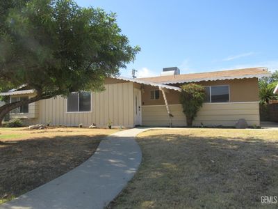 3521 Candlewood Dr