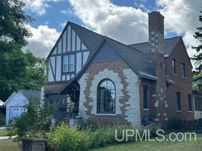 130 E Onota St