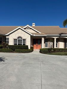 6615 Butlers Crest Dr