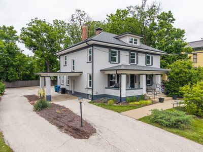 311 N 10th St
