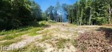 Property at 17961 New Kent Hwy, Barhamsville, VA