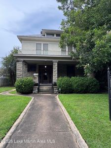 707 Selma Ave