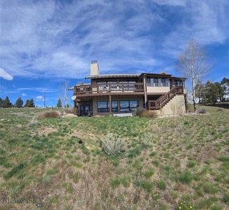 884 Wapiti Mountain Rd