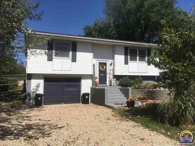 327 Melody Ln