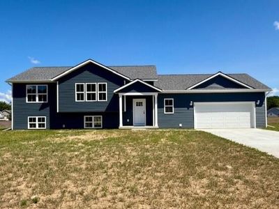 3233 Signal Point Dr