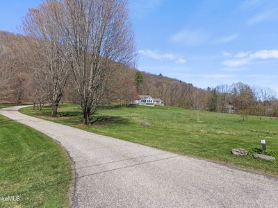109 Under Mountain Rd