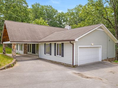 2040 Rock Bluff Rd