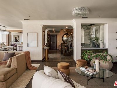 10560 Wilshire Blvd APT 2003